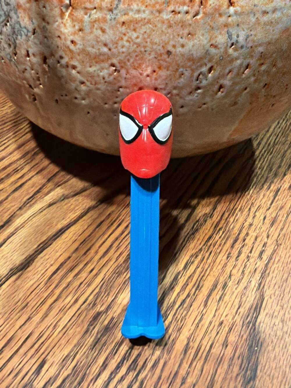 Spider-Man Marvel PEZ Dispenser with Feet and Blue Stem